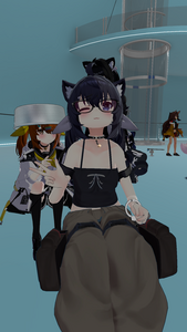 VRChat_2024-02-10_22-35-53.319_1080x1920.png